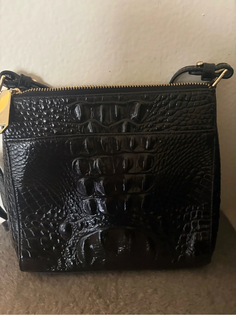 Brahmin Black Croc-Embossed Leather Crossbody with Gold Hardware - Picture 3 of 5